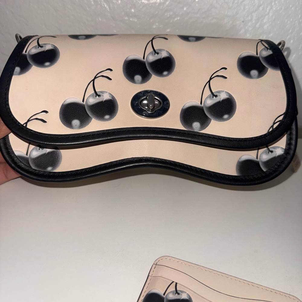 Coachtopia Wavy Dink Black Cherry Print Bag With Card Case - Picture 4 of 13